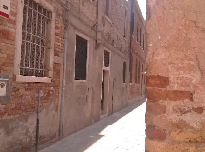 Sestiere Dorsoduro Venezia, A Due Passi Dal Ponte Dei Pugni Apartamento Veneza